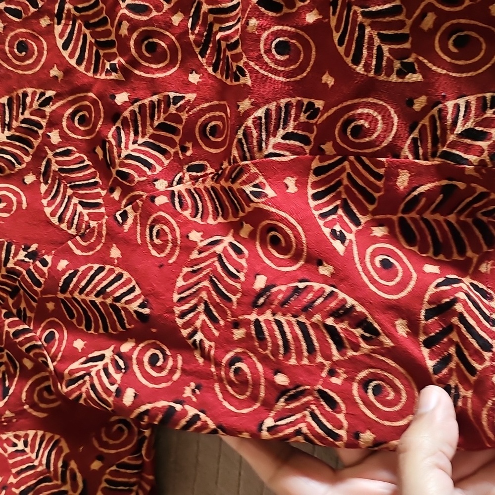 Crop top with Blockprint - Picture 6 of 9